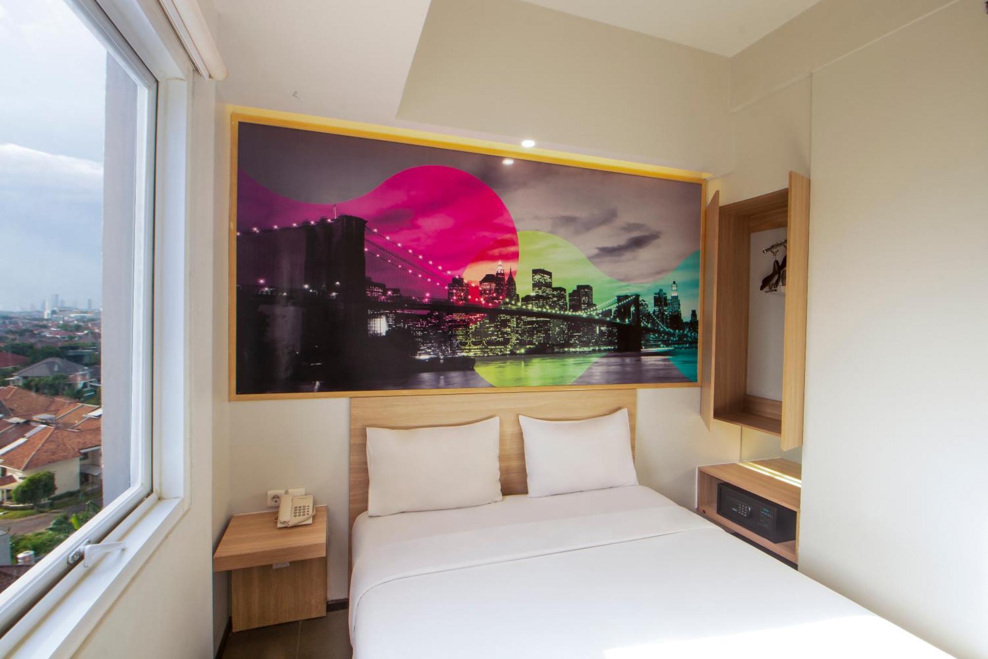 Cleo Hotel Jemursari Surabaya Exterior photo