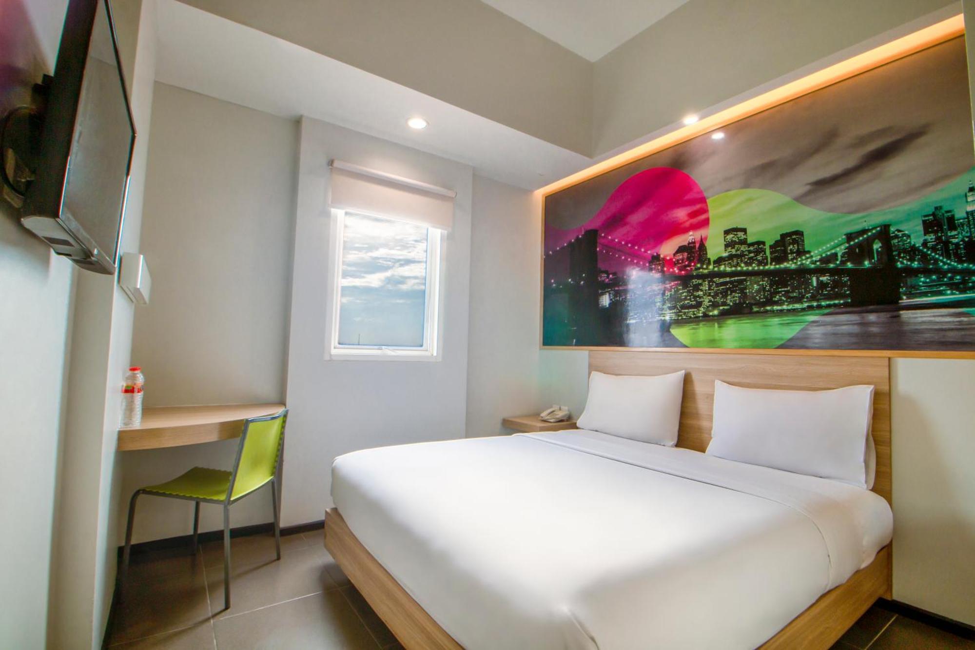 Cleo Hotel Jemursari Surabaya Exterior photo