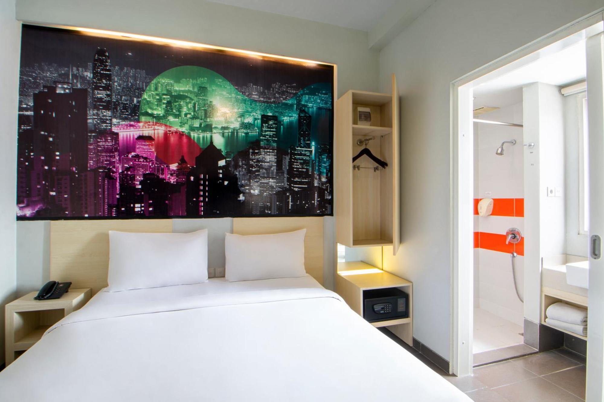 Cleo Hotel Jemursari Surabaya Exterior photo
