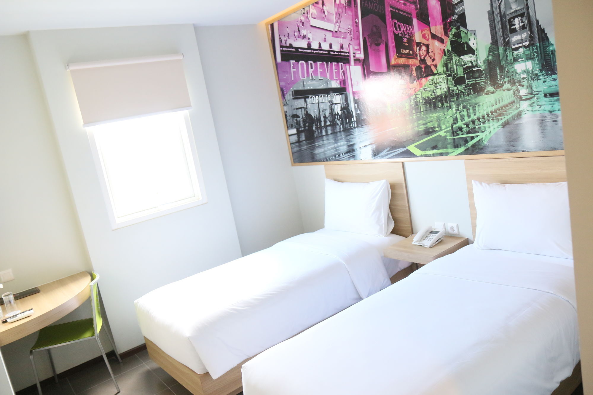 Cleo Hotel Jemursari Surabaya Exterior photo